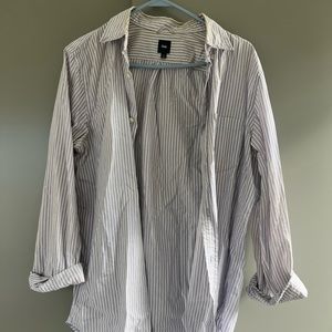 Gap button down